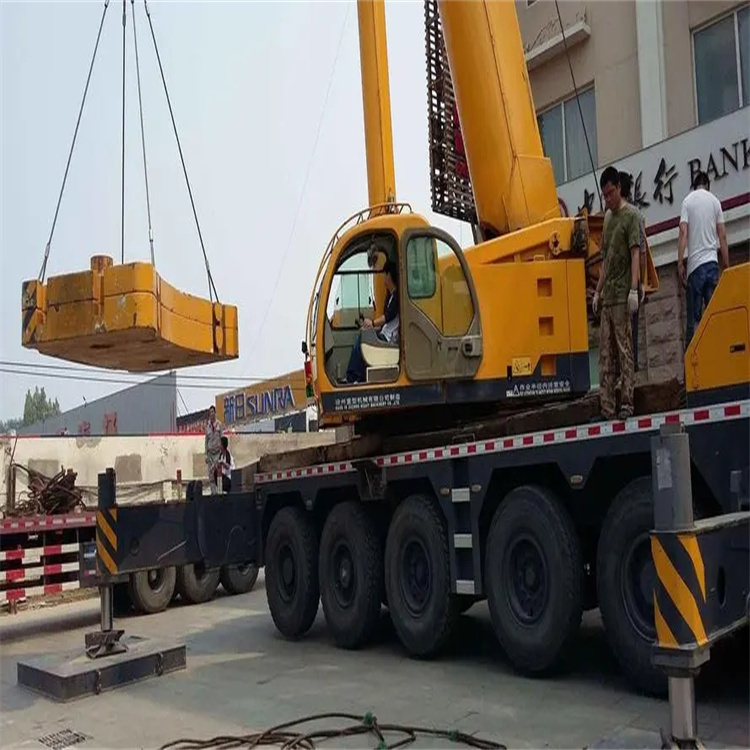 唐山路南当地吊车出租|机器吊装|75吨|工厂搬迁服务